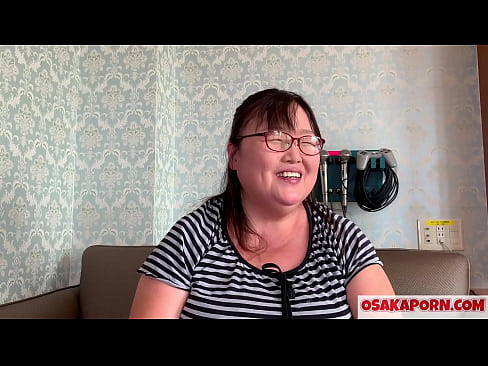 ❤️ Resnā japāņu mamma rāda savas milzīgās krūtis un bauda seksa rotaļlietu. 51 gadu veca mamma no Āzijas stāsta par savu seksuālo pieredzi. Yukiko 1 OSAKAPORN trekna milf Porno pie mums